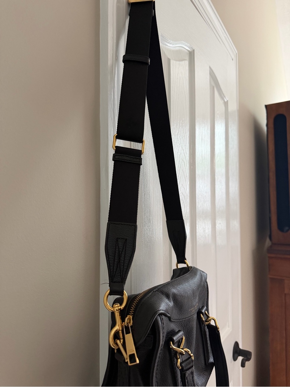 Marc Jacobs Black Pebbled Leather Wellington Satchel with Gold Hardware with COA - Picture 4 of 16